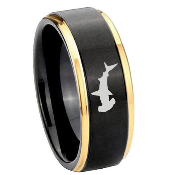 8mm-Hammerhead-Shark-Gold-Step-Edges-Tungsten-Carbide-Mens-Wedding-Ring